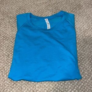 Lululemon razorback shirt